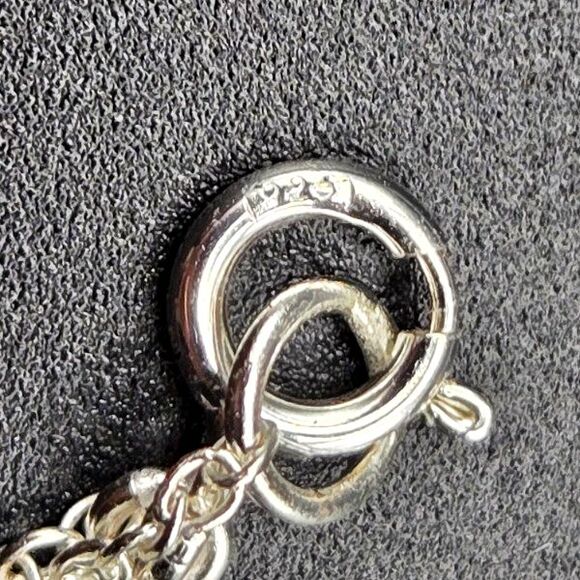 Sterling‎ Silver USA Outline Necklace, 18 Inch, Minimalist Map, 925, 1.75g - Picture 4 of 5